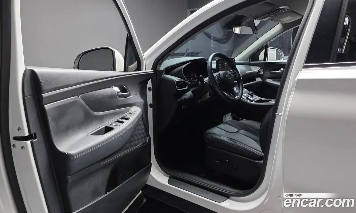 Hyundai Santa Fe 2023 2.5 автомат (гидро), фото 13