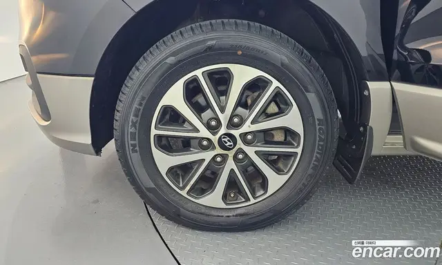 Hyundai Starex 2020 2.5 автомат (гидро), миниатюра 4