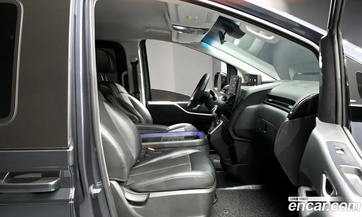 Hyundai Staria 2022 3.5 автомат (гидро), фото 18 Hyundai Staria 2022 3.5 автомат (гидро), фото 18