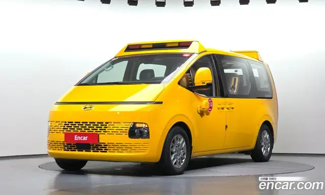 Hyundai Staria, 2023, 30 488 км