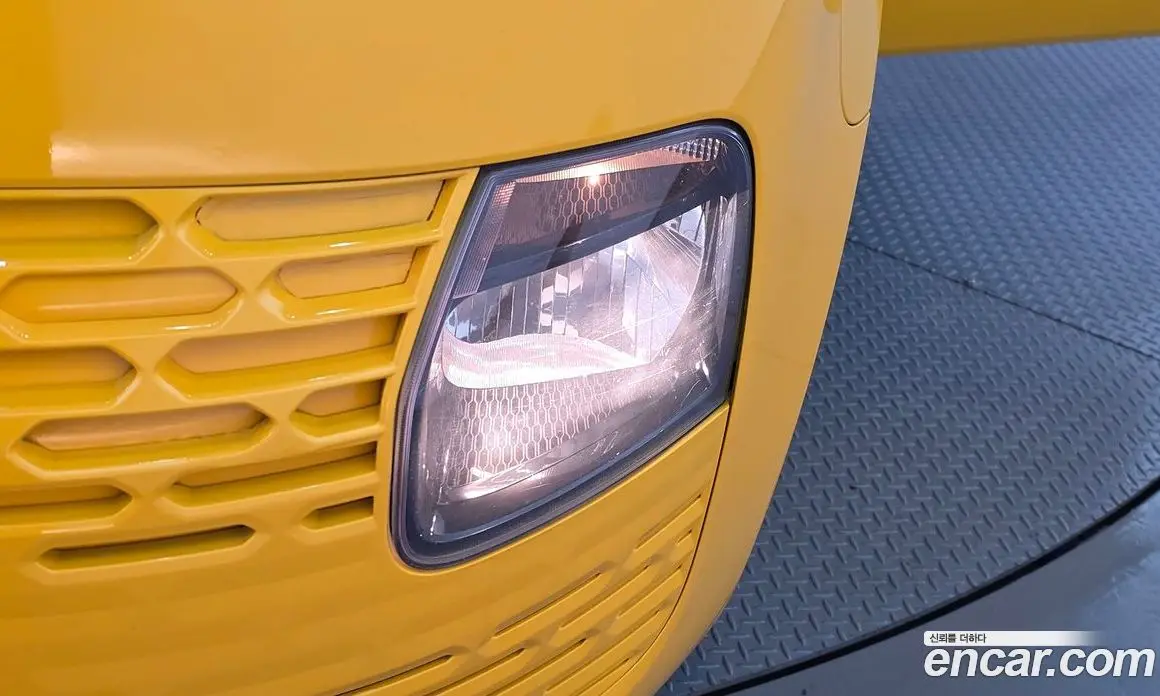Hyundai Staria 2023 3.5 автомат (гидро), фото 8