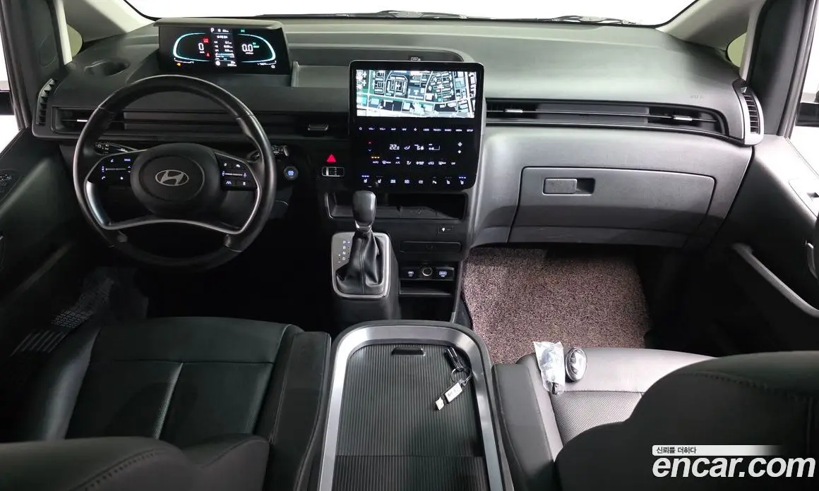 Hyundai Staria 2024 1.6 автомат (гидро), фото 9