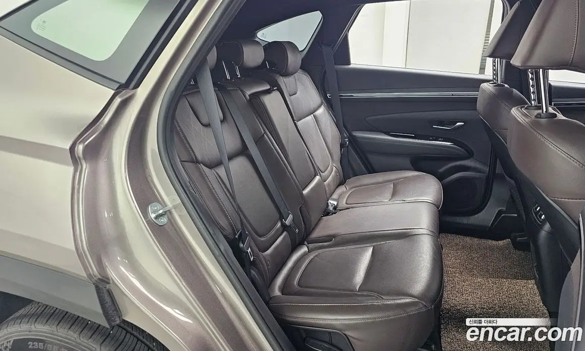 Hyundai Tucson 2023 1.6 автомат (гидро), фото 17
