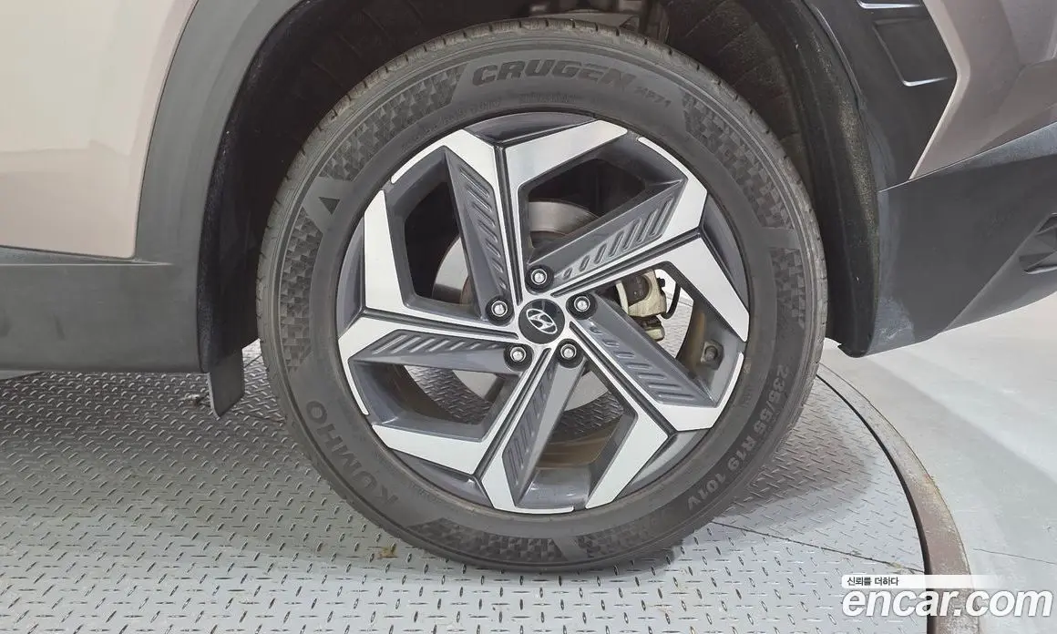 Hyundai Tucson 2023 1.6 автомат (гидро), фото 7