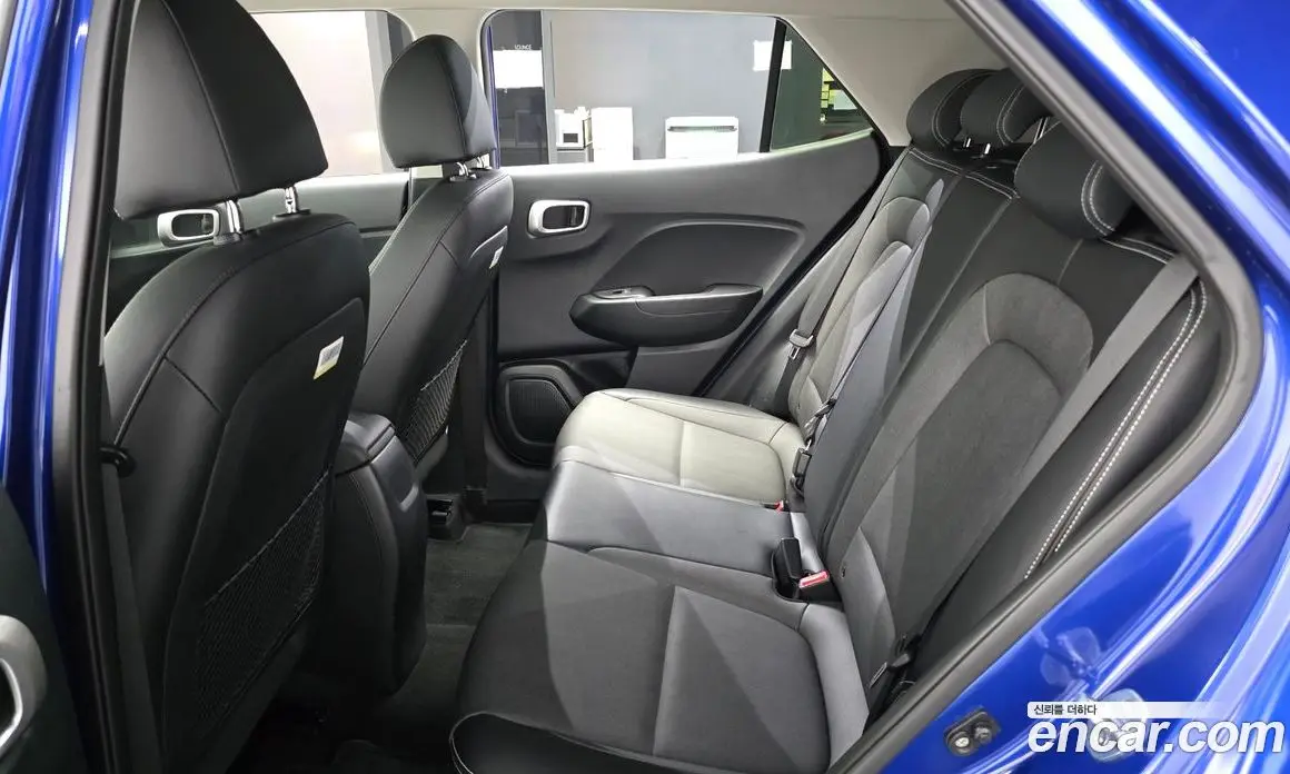 Hyundai Venue 2020 1.6 автомат (гидро), фото 18