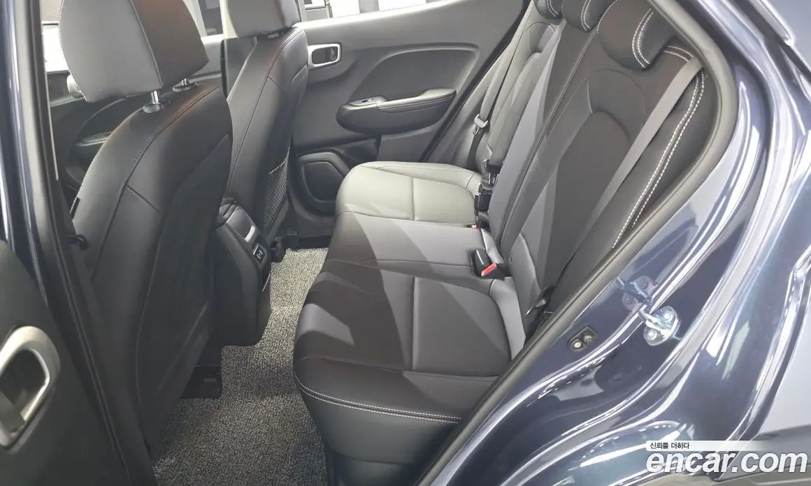 Hyundai Venue 2026 1.6 автомат (гидро), фото 18 Hyundai Venue 2026 1.6 автомат (гидро), фото 18