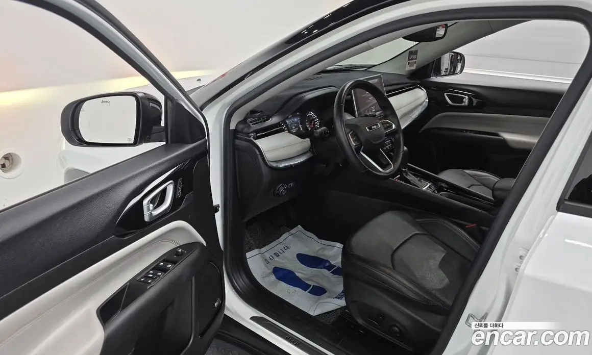 Jeep Compass 2022 2.4 автомат (гидро), фото 13