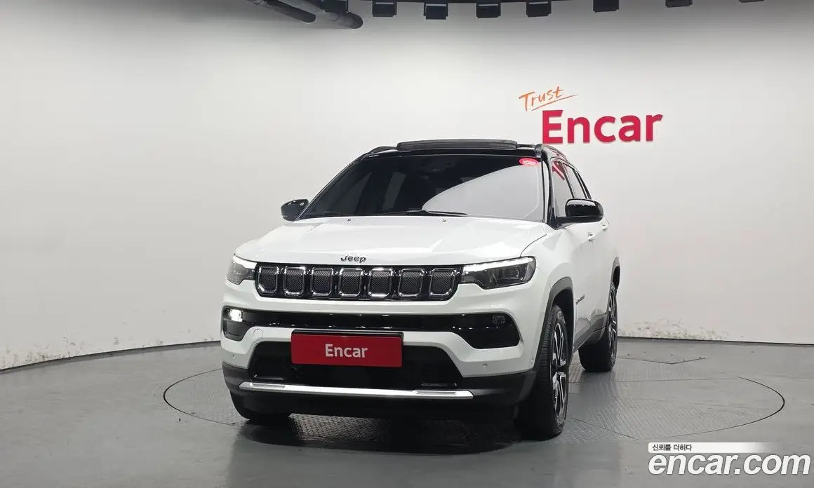 Jeep Compass 2022 2.4 автомат (гидро), фото 3