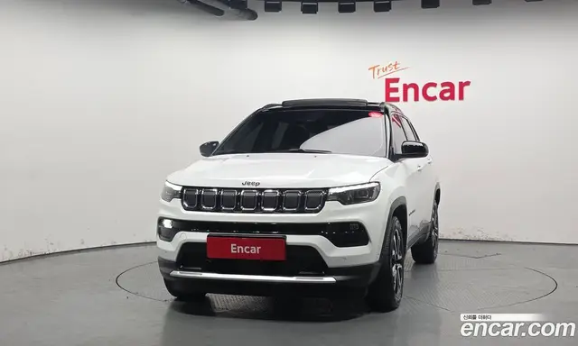 Jeep Compass 2022 2.4 автомат (гидро), миниатюра 3
