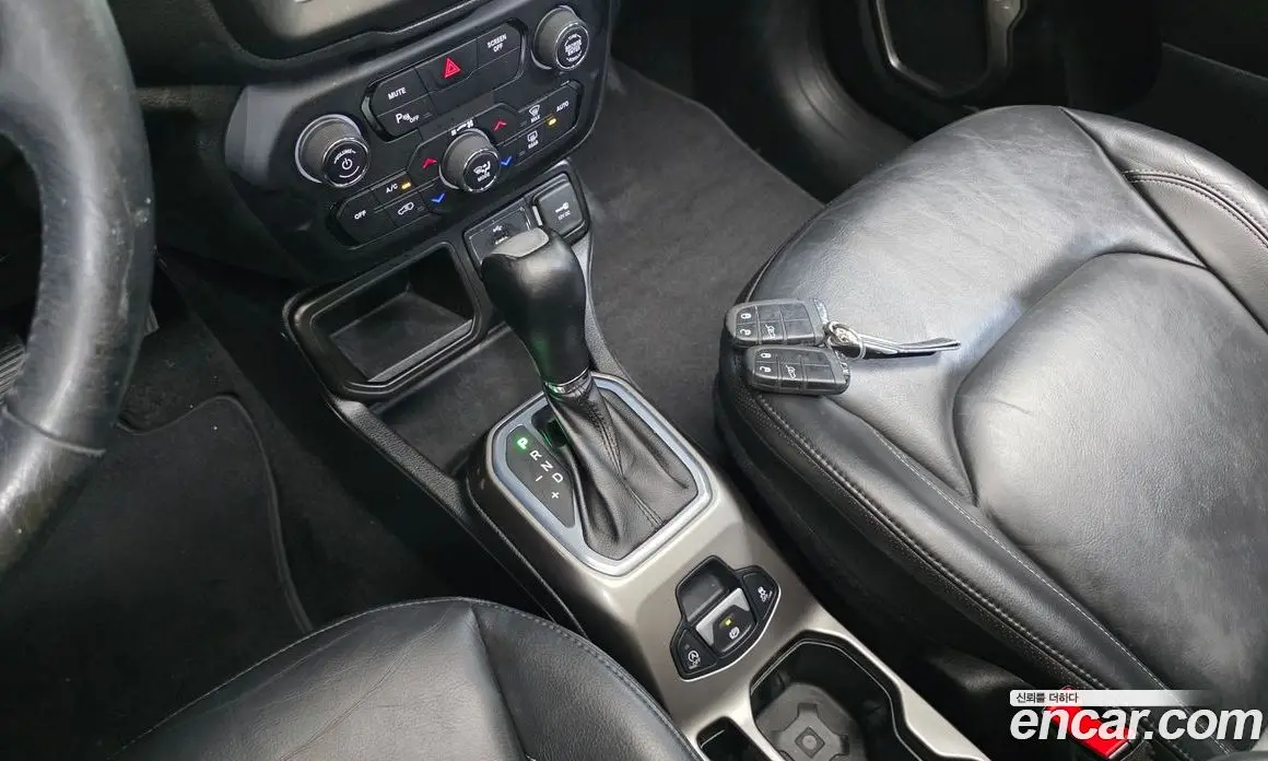 Jeep Renegade 2020 1.6 автомат (гидро), фото 12 Jeep Renegade 2020 1.6 автомат (гидро), фото 12