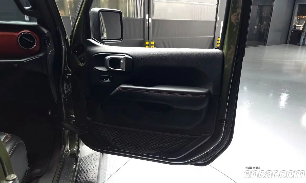 Jeep Wrangler 2020 2.0 автомат (гидро), фото 14