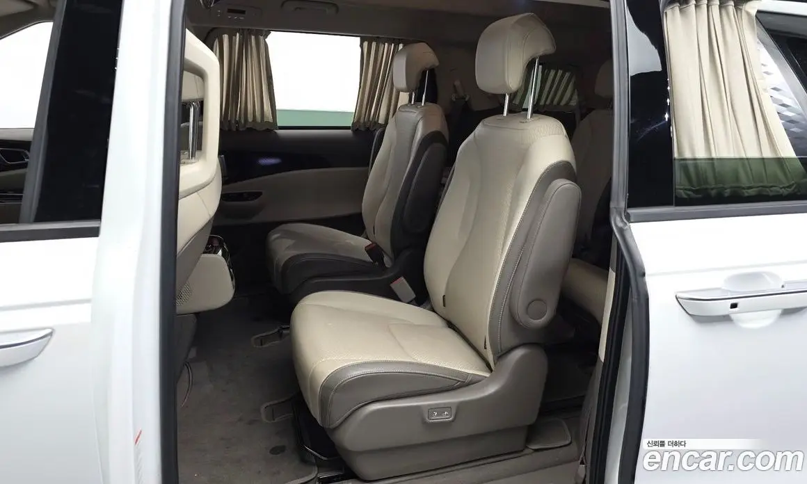 Kia Carnival 2022 3.5 автомат (гидро), фото 16