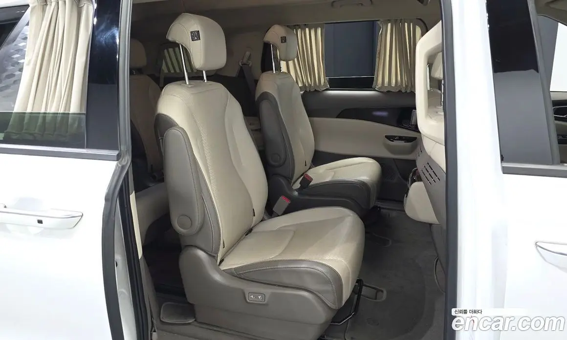 Kia Carnival 2022 3.5 автомат (гидро), фото 18