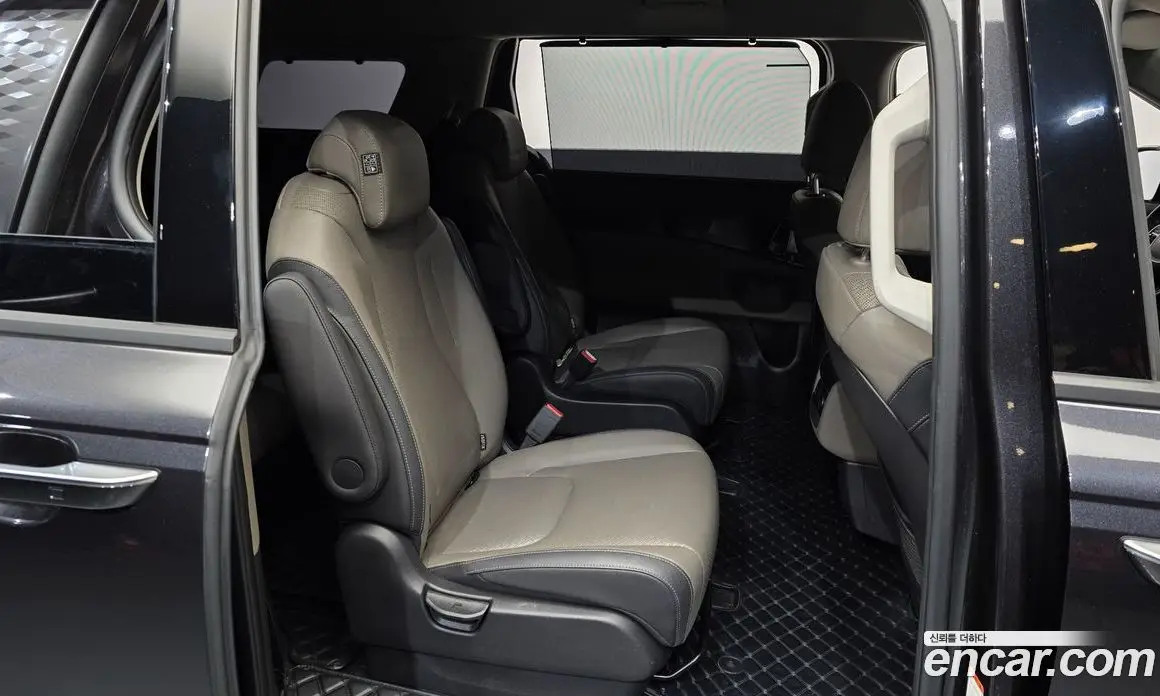 Kia Carnival 2023 3.5 автомат (гидро), фото 18