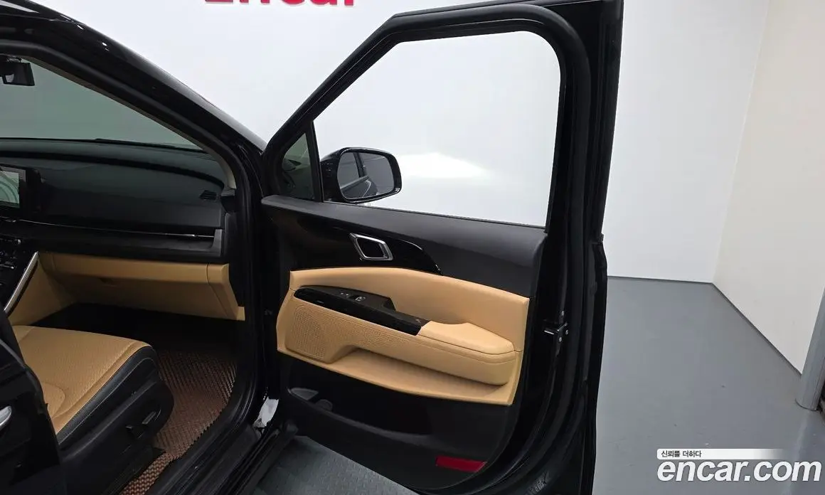 Kia Carnival 2023 3.5 автомат (гидро), фото 14