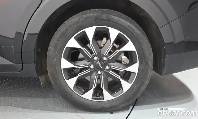Kia Carnival 2023 3.5 автомат (гидро), миниатюра 6