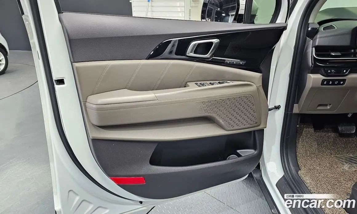 Kia Carnival 2024 3.5 автомат (гидро), фото 14