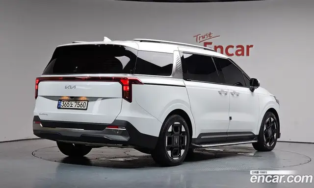 Kia Carnival, 2024, 21 600 км