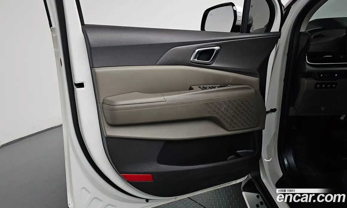 Kia Carnival 2024 2.2 автомат (гидро), фото 13