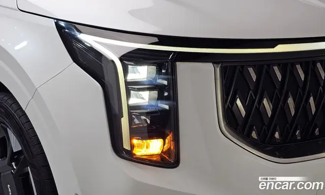 Kia Carnival 2024 2.2 автомат (гидро), миниатюра 7