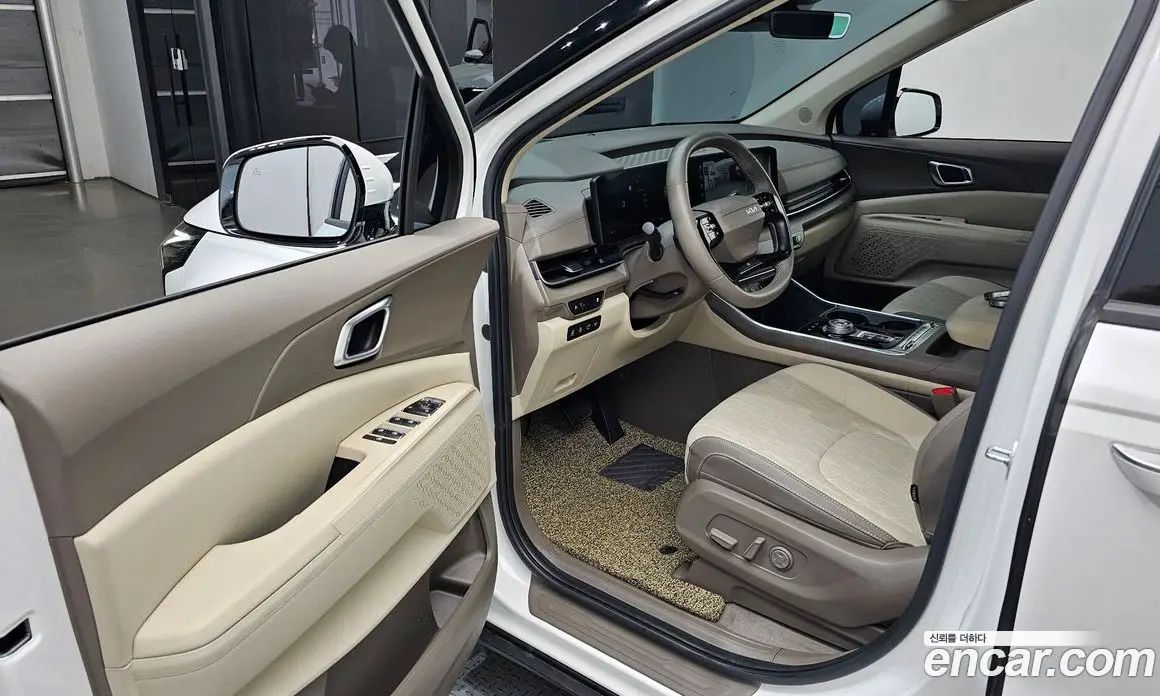 Kia Carnival 2025 2.2 автомат (гидро), фото 13 Kia Carnival 2025 2.2 автомат (гидро), фото 13