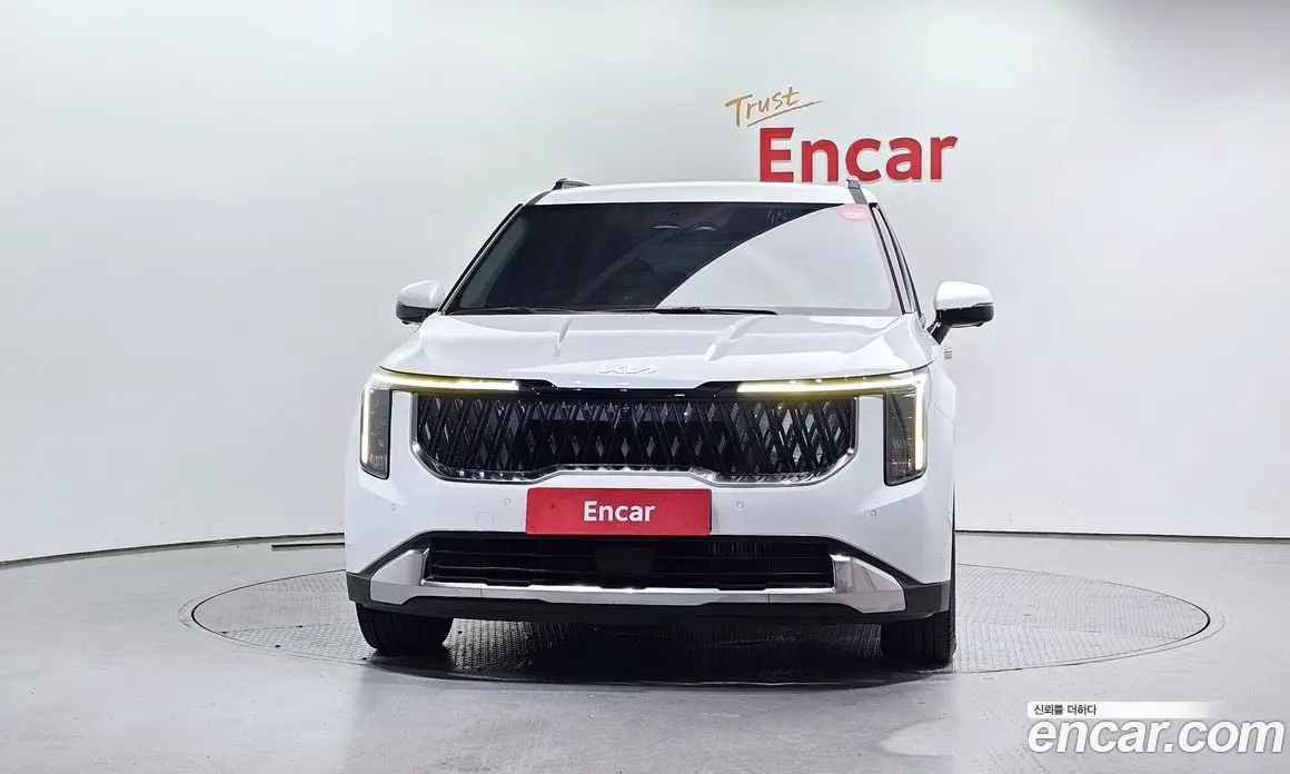 Kia Carnival 2025 2.2 автомат (гидро), фото 3 Kia Carnival 2025 2.2 автомат (гидро), фото 3