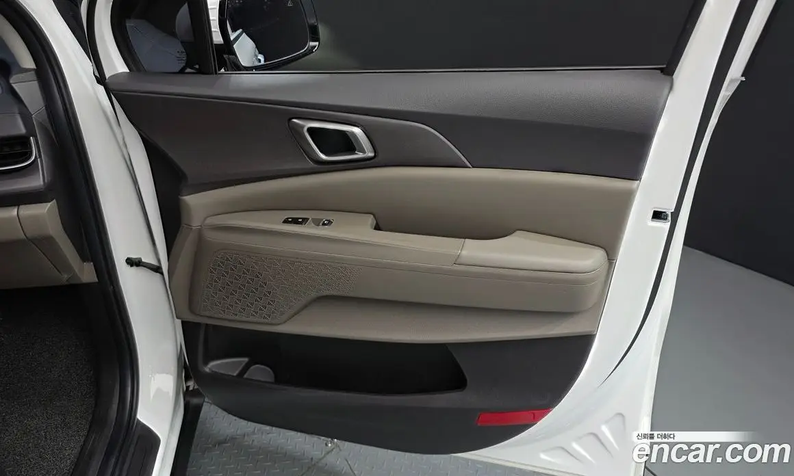 Kia Carnival 2025 3.5 автомат (гидро), фото 15 Kia Carnival 2025 3.5 автомат (гидро), фото 15