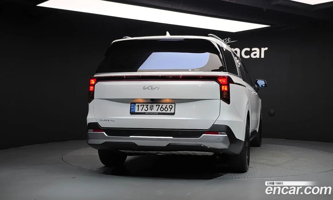 Kia Carnival 2025 3.5 автомат (гидро), фото 4 Kia Carnival 2025 3.5 автомат (гидро), фото 4