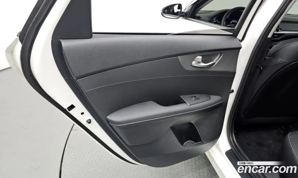 Kia K3 2019 1.6 автомат (гидро), фото 15 Kia K3 2019 1.6 автомат (гидро), фото 15