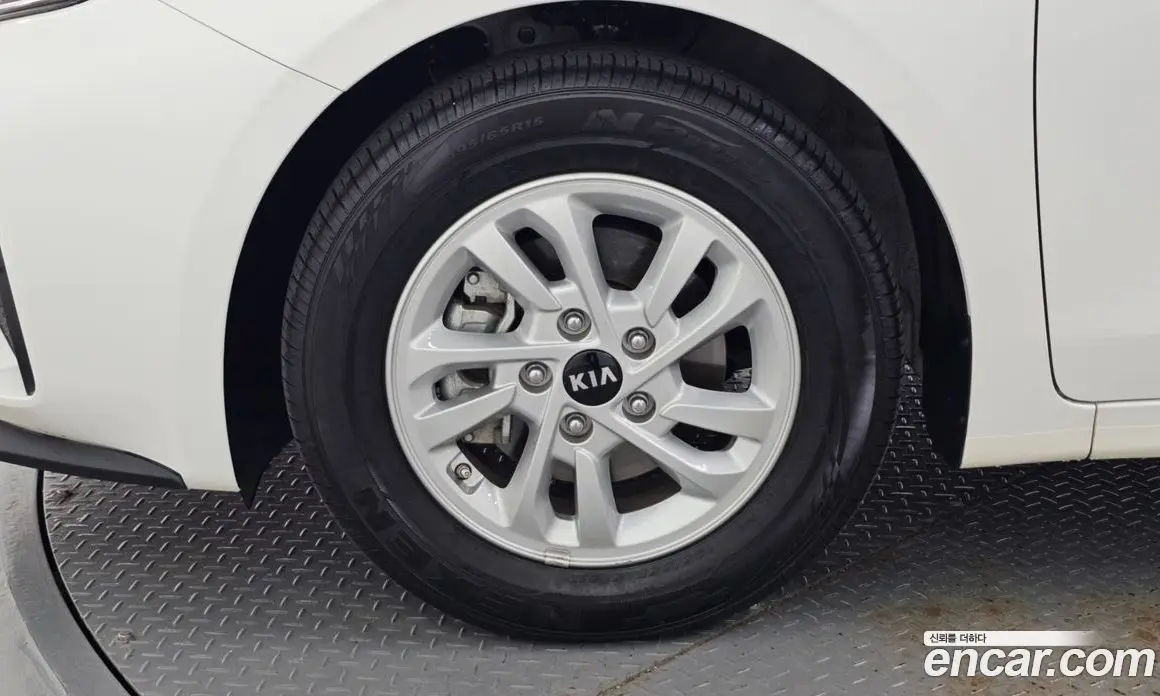 Kia K3 2019 1.6 автомат (гидро), фото 5 Kia K3 2019 1.6 автомат (гидро), фото 5