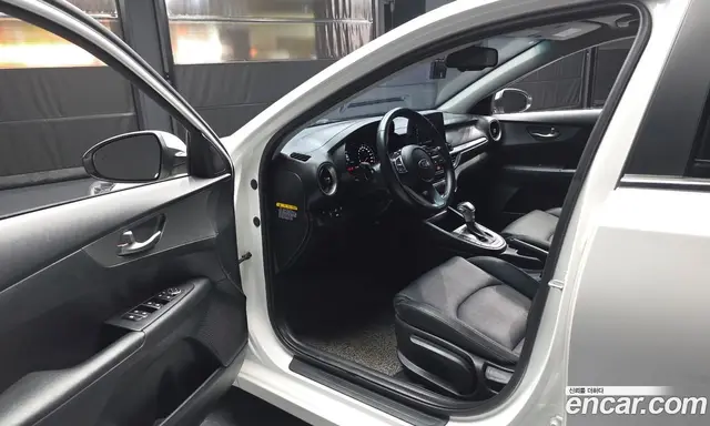 Kia K3 2021 1.6 автомат (гидро), миниатюра 10 Kia K3 2021 1.6 автомат (гидро), миниатюра 10