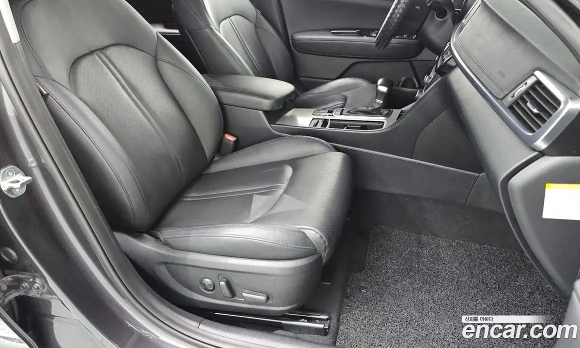 Kia K5 (Optima) 2016 2.0 автомат (гидро), фото 17 Kia K5 (Optima) 2016 2.0 автомат (гидро), фото 17