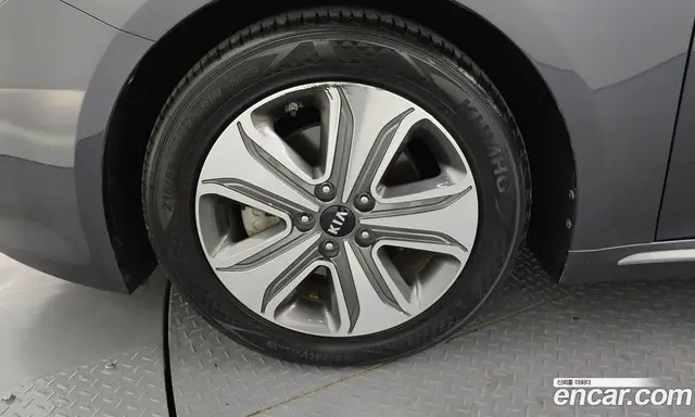 Kia K5 (Optima) 2016 2.0 автомат (гидро), миниатюра 5 Kia K5 (Optima) 2016 2.0 автомат (гидро), миниатюра 5