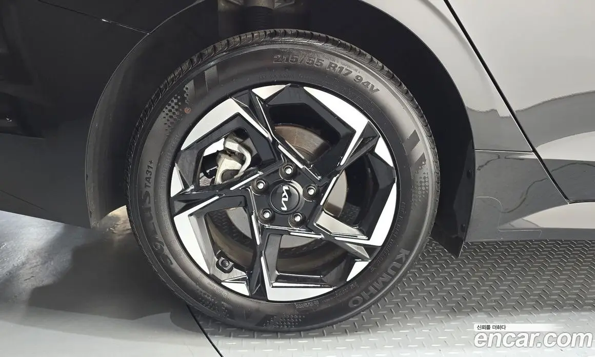 Kia K5 (Optima) 2024 2.0 автомат (гидро), фото 5 Kia K5 (Optima) 2024 2.0 автомат (гидро), фото 5