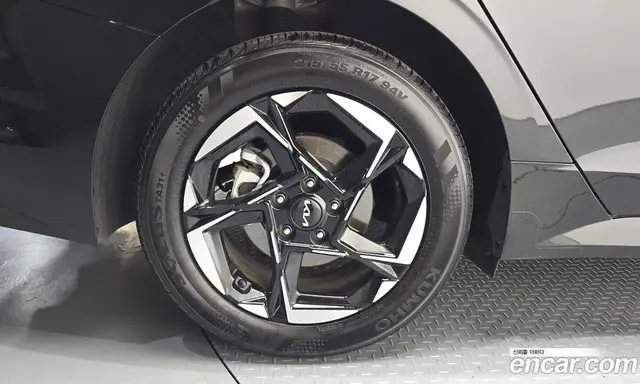Kia K5 (Optima) 2024 2.0 автомат (гидро), миниатюра 5 Kia K5 (Optima) 2024 2.0 автомат (гидро), миниатюра 5