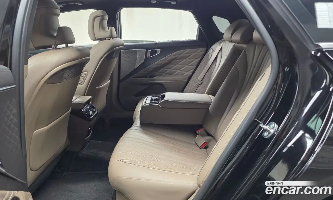 Kia K8 2024 1.6 автомат (гидро), фото 18 Kia K8 2024 1.6 автомат (гидро), фото 18