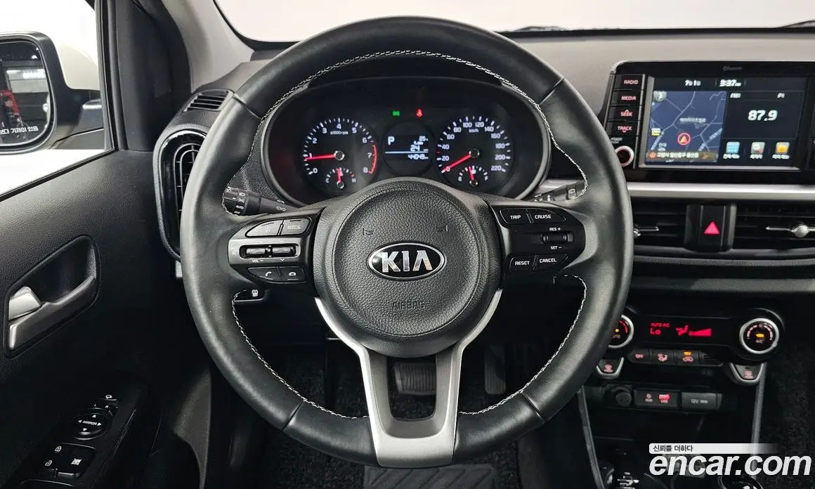 Kia Morning 2018 1.0 автомат (гидро), фото 18