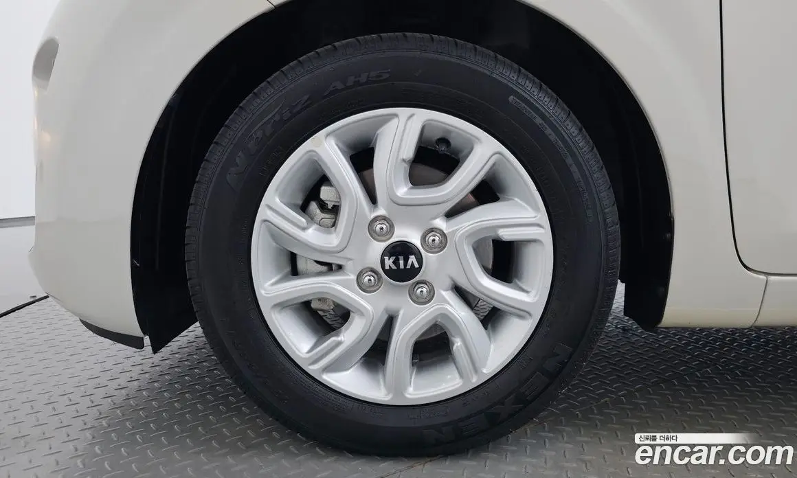 Kia Morning 2018 1.0 автомат (гидро), фото 4