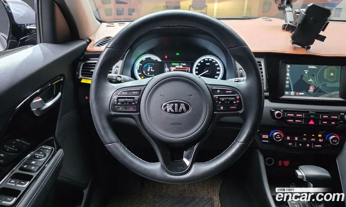 Kia Niro 2016 1.6 автомат (гидро), фото 19 Kia Niro 2016 1.6 автомат (гидро), фото 19