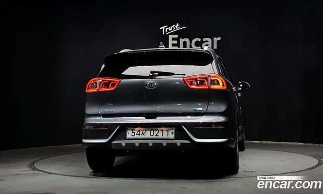 Kia Niro 2016 1.6 автомат (гидро), миниатюра 4 Kia Niro 2016 1.6 автомат (гидро), миниатюра 4