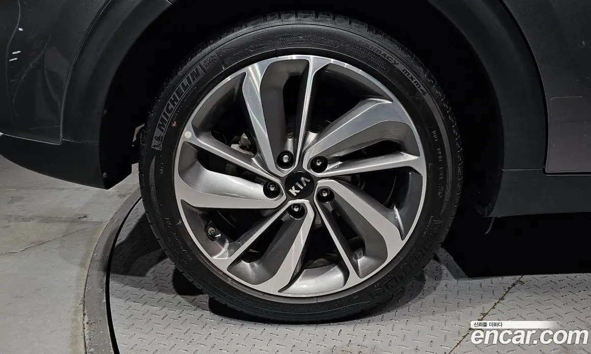 Kia Niro 2016 1.6 автомат (гидро), фото 5 Kia Niro 2016 1.6 автомат (гидро), фото 5