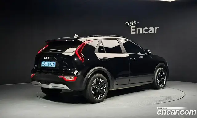 Kia Niro, 2023, 16 740 км