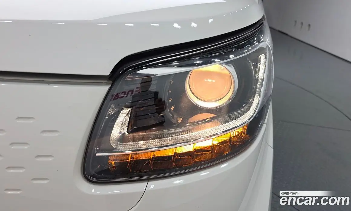 Kia Ray 2021 1.0 автомат (гидро), фото 8
