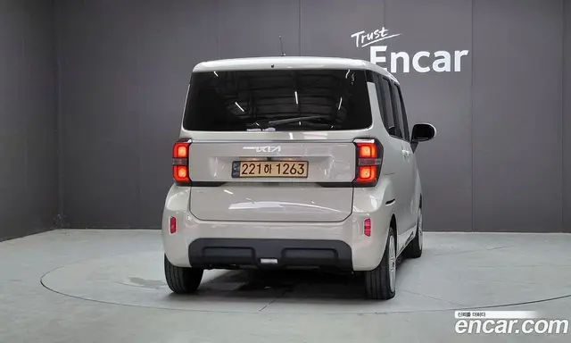 Kia Ray 2023 1.0 автомат (гидро), миниатюра 4