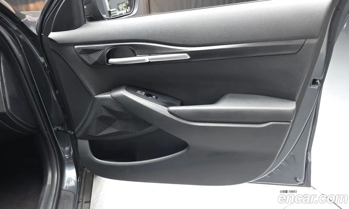 Kia Seltos 2023 1.6 автомат (гидро), фото 14 Kia Seltos 2023 1.6 автомат (гидро), фото 14