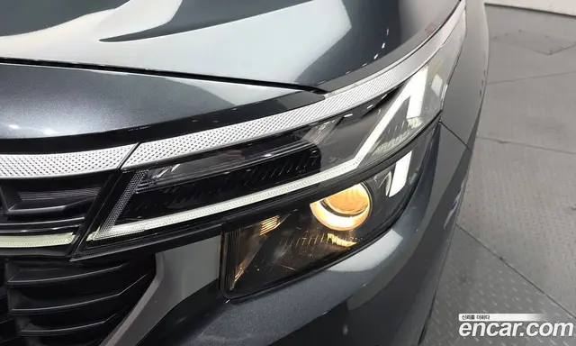 Kia Seltos 2023 1.6 автомат (гидро), миниатюра 8 Kia Seltos 2023 1.6 автомат (гидро), миниатюра 8