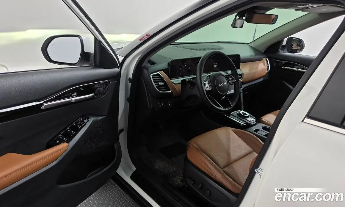 Kia Seltos 2024 1.6 автомат (гидро), фото 13 Kia Seltos 2024 1.6 автомат (гидро), фото 13