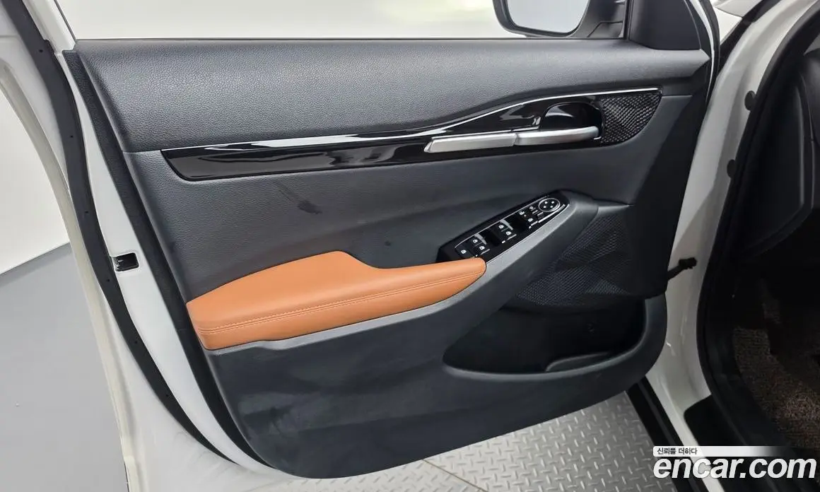 Kia Seltos 2024 1.6 автомат (гидро), фото 14 Kia Seltos 2024 1.6 автомат (гидро), фото 14