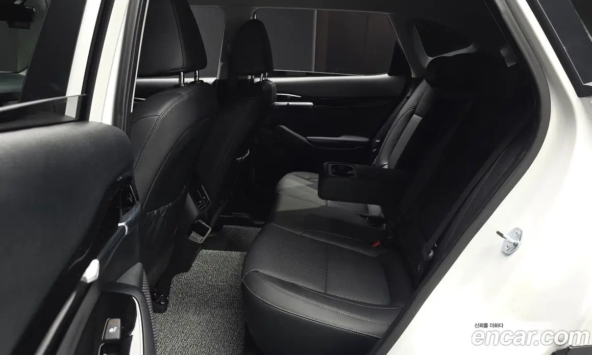 Kia Seltos 2025 2.0 автомат (гидро), фото 16 Kia Seltos 2025 2.0 автомат (гидро), фото 16