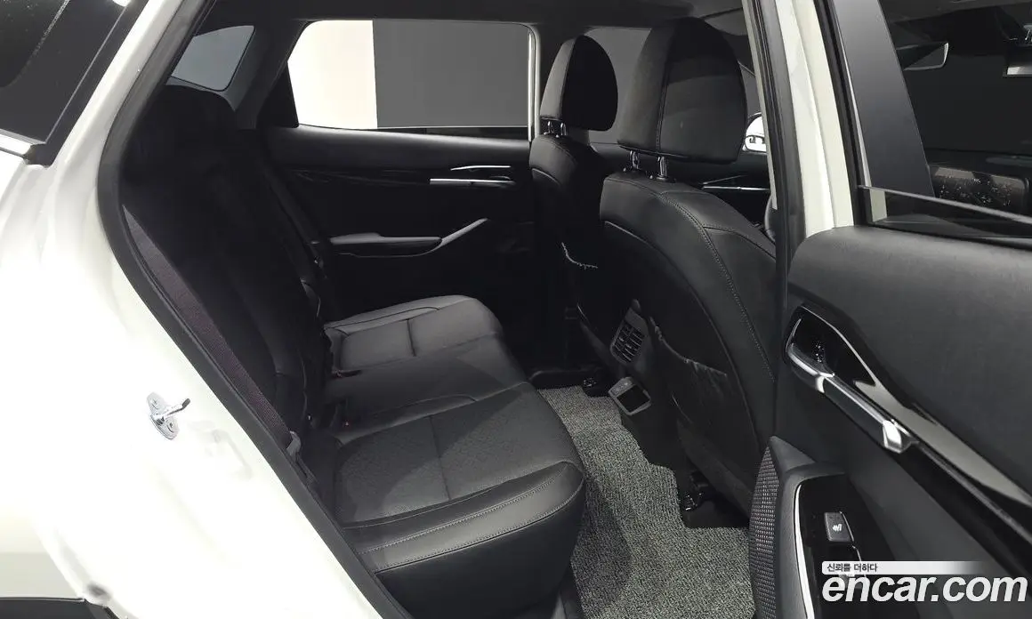 Kia Seltos 2025 2.0 автомат (гидро), фото 17 Kia Seltos 2025 2.0 автомат (гидро), фото 17